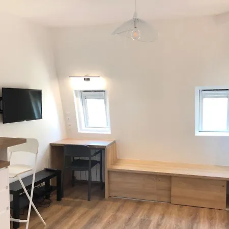 Elegance Haussmanienne - Moderne Au Coeur De Appartement *